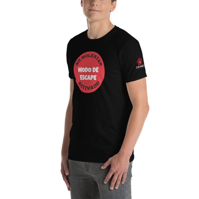 Camiseta Oscuro – Modo de Escape – Unisex - Imagen 3