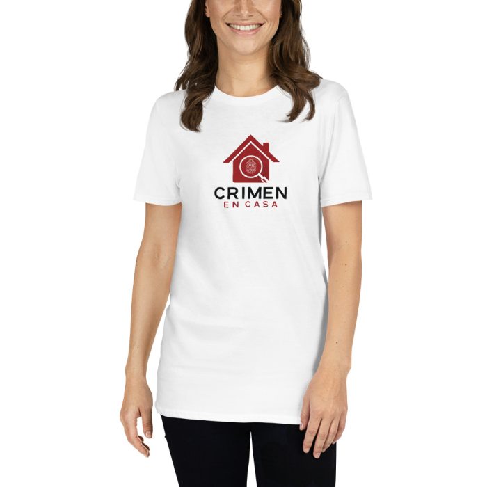 Camiseta Clara de Crimen en Casa - Unisex